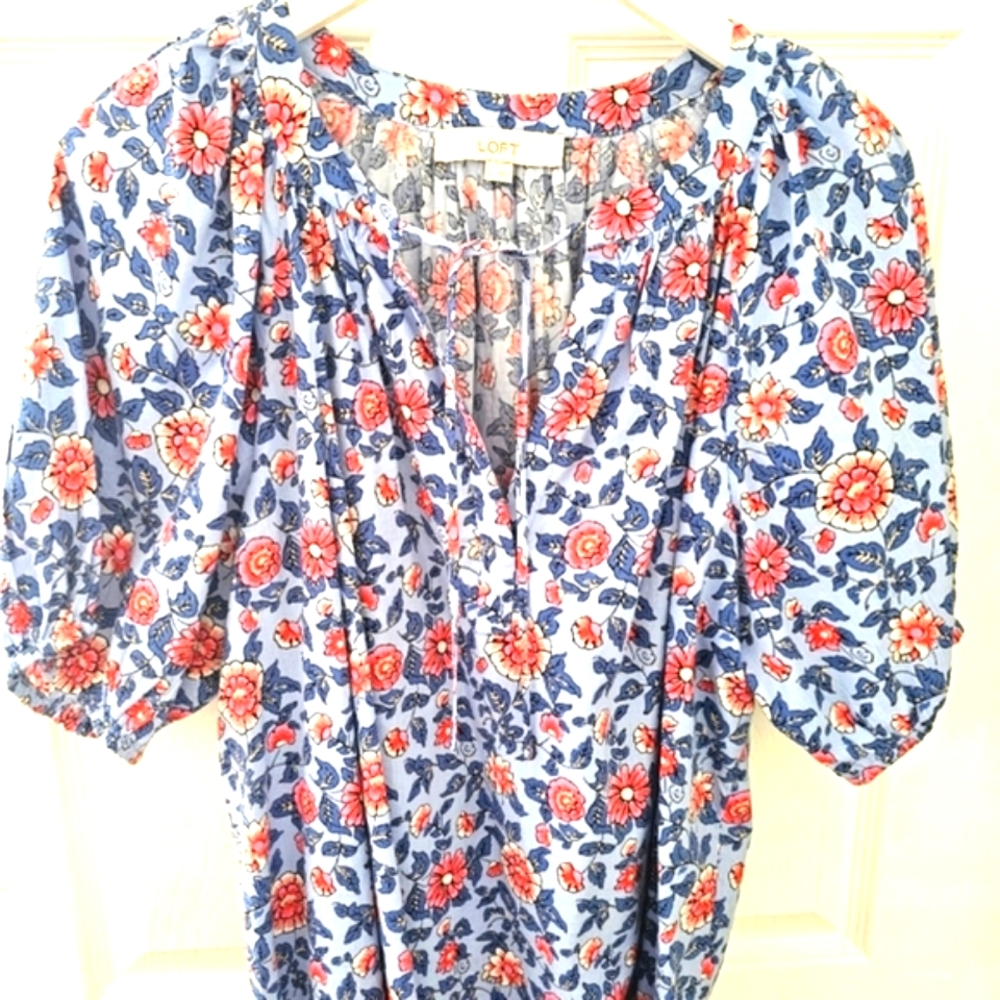 LOFT Size Large Floral Blue and Red Blouse.